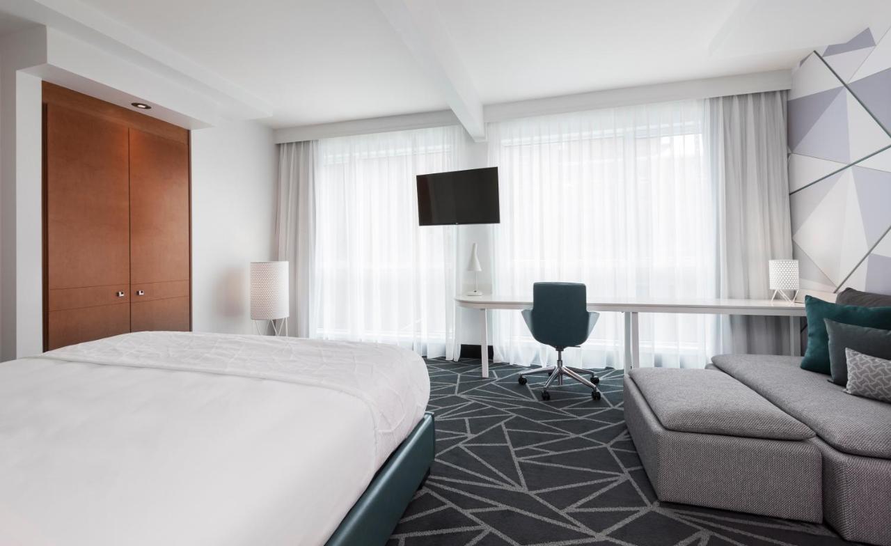 Hotel Warwick Le Crystal -